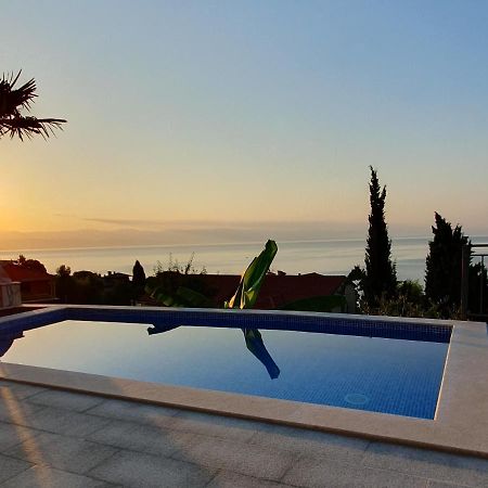 Villa Nikolla Lovran Bagian luar foto